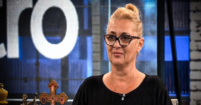 VIDEO Majka umrle youtuberice kritizirala Vučića, odmah joj ugasili bubicu
