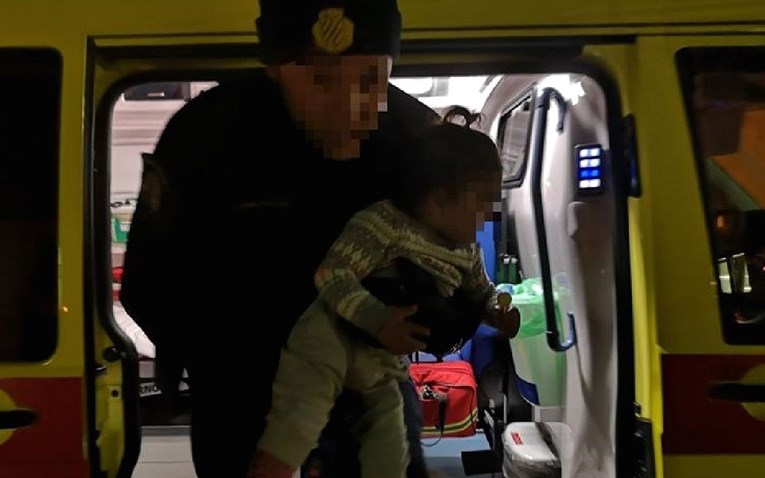 FOTO Policija spasila migrante u Lici, među njima djeca i trudna tinejdžerica