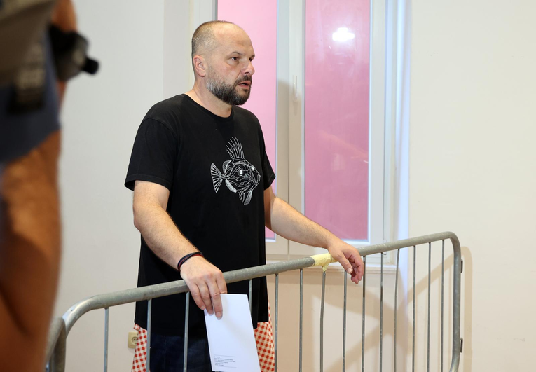 HDZ: Hajdaš proziva Kostak, a SDP s tom tvrtkom surađuje diljem Hrvatske