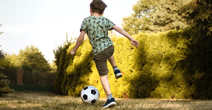 Igra loptom dječacima osigurava bolje mentalno zdravlje, tvrde znanstvenici