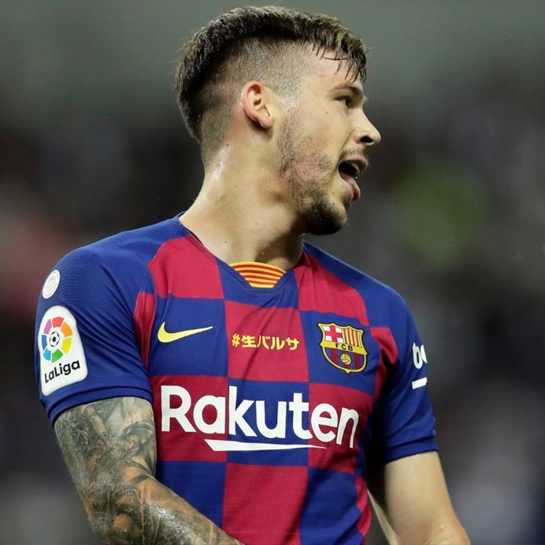 Bivši igrač Barcelone završio u bolnici u teškom stanju. Pas ga ugrizao za genitalije