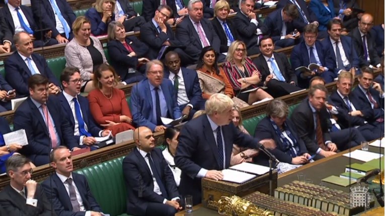 Traje burna rasprava, hoće li parlament srušiti Johnsonov Brexit?