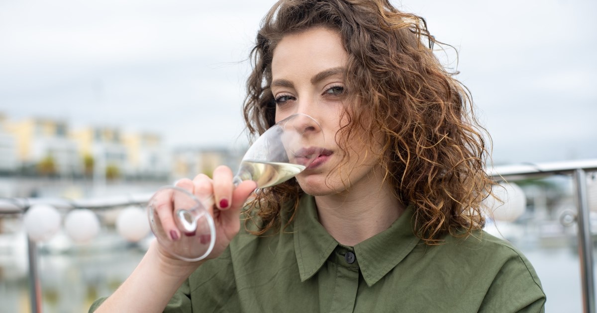 Nutricionistica dijeli 6 znakova koji otkrivaju da pijete previše alkohola