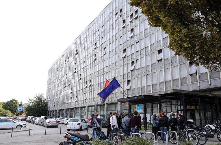 Općinski građanski sud u Zagrebu privremeno seli na druge lokacije