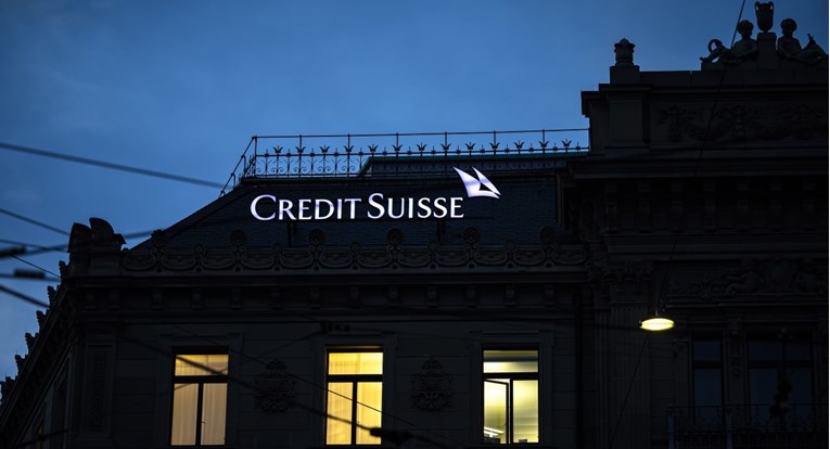 Švicarska središnja banka godinu završila u minusu