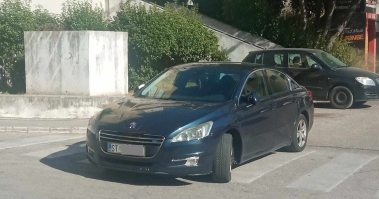 Ovakvo parkiranje u Splitu odavno nije viđeno: "Imamo pobjednika"