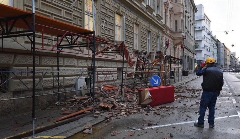 U Zagrebu zbog potresa 270 hitnih intervencija