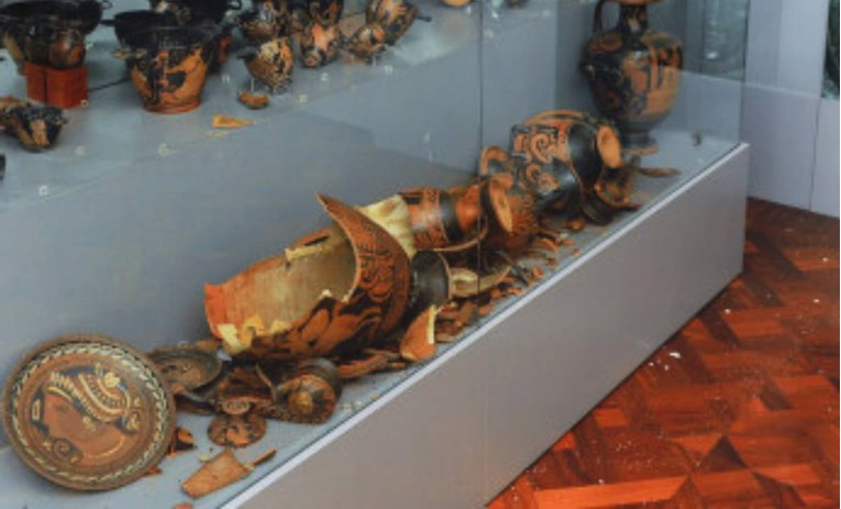 Arheološki muzej: U potresu je stradalo 25 vrijednih posuda iz zbirke grčkih vaza