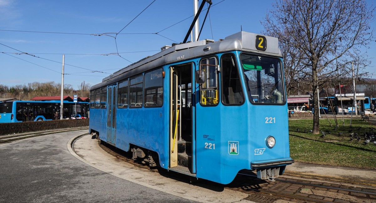 Nakon više od 50 godina ZET-ovi Bikovi odlaze u povijest