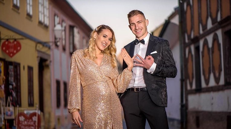 Hrvatski reprezentativac oženio lijepu Grkinju, sljedeće godine stiže im beba