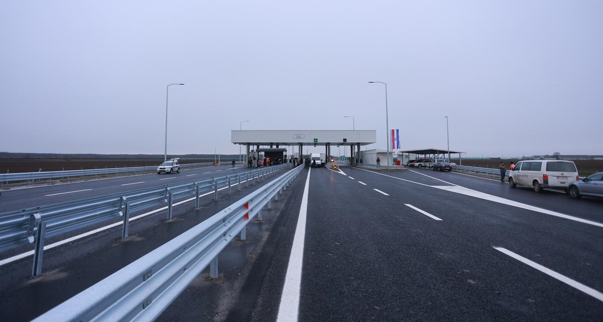 Nesreća na autocesti A5. Stroj iz nepoznatog razloga krenuo i zgazio radnika