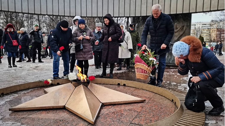 Rusija kaže da je u Makijivki ubijeno 89 vojnika, za napad okrivljuje mobitele