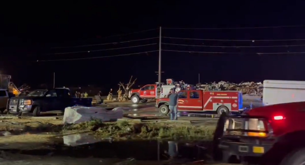 VIDEO Tornado u Teksasu ubio četvero ljudi i razorio zgrade. Šteta je ogromna