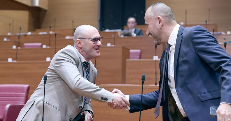 Dabro SDP-ovki: Niste bili ni na jednom polju u Dalmaciji, Slavoniji ili Lici