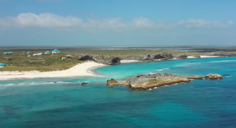 Misterij na otočju kod Haitija. Na brodu pronađeno 20 mrtvih, među njima i djeca