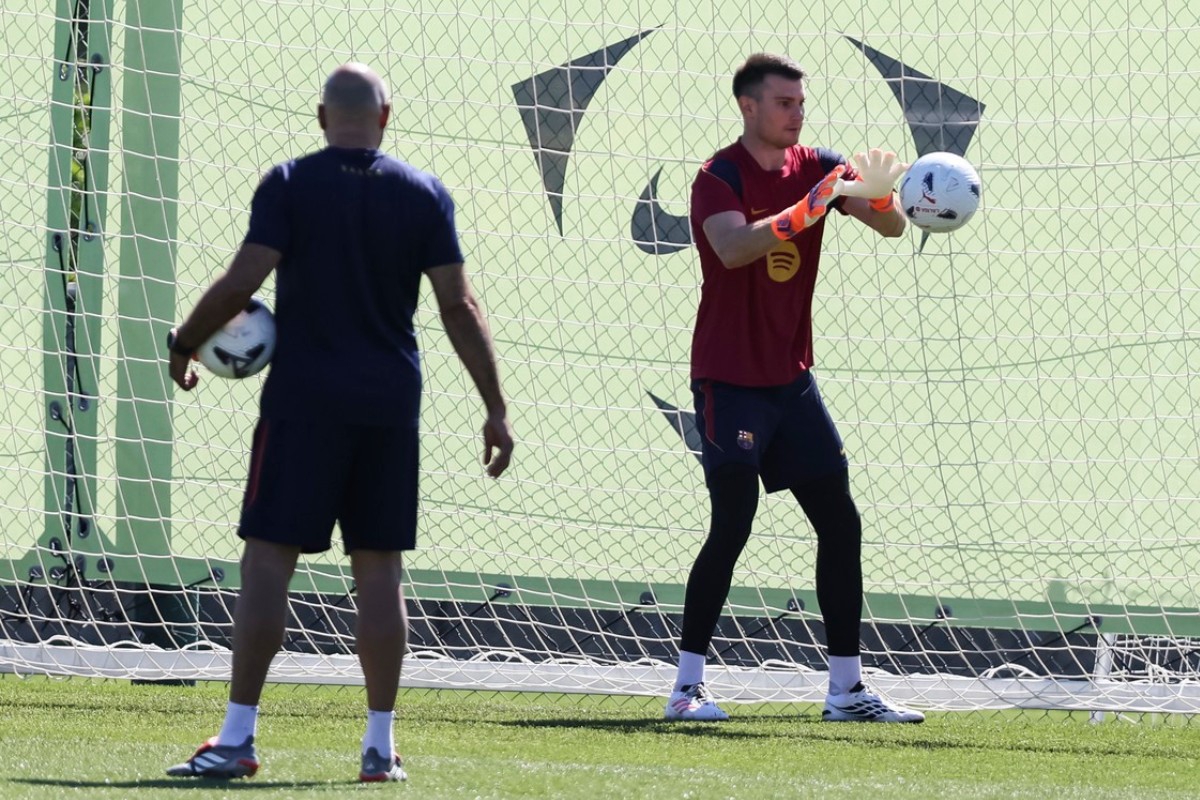 Barcelona registrirala Livakovića. Bit će drugi golman