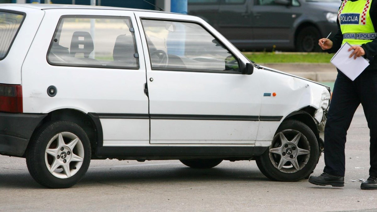 Ukrao dva Fiat Una u Rijeci. Kad su ga uhvatili, rekao da ih je posudio