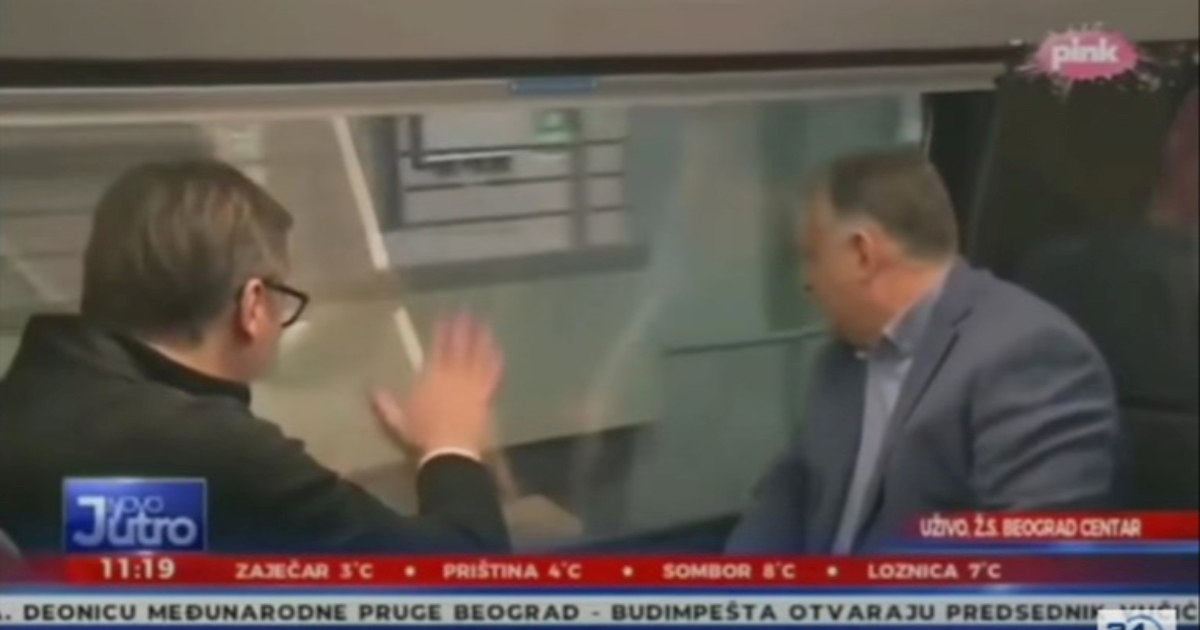 Snimka iz vlaka opet je viralna: Vučić maše u prazno, Orbánu nije jasno što se događa