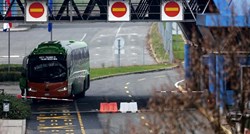 Bus s turistima iz Hong Konga čekao na Bregani, nisu smjeli izaći van