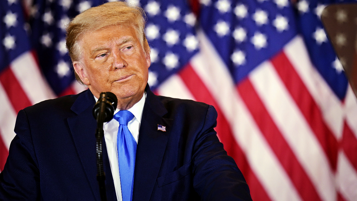 Facebook zatvorio grupe Trumpovih pristaša koji pozivaju da se spriječi krađa glasova