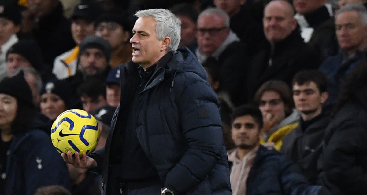 Mourinho se namučio s drugoligašem pa se žalio na loptu