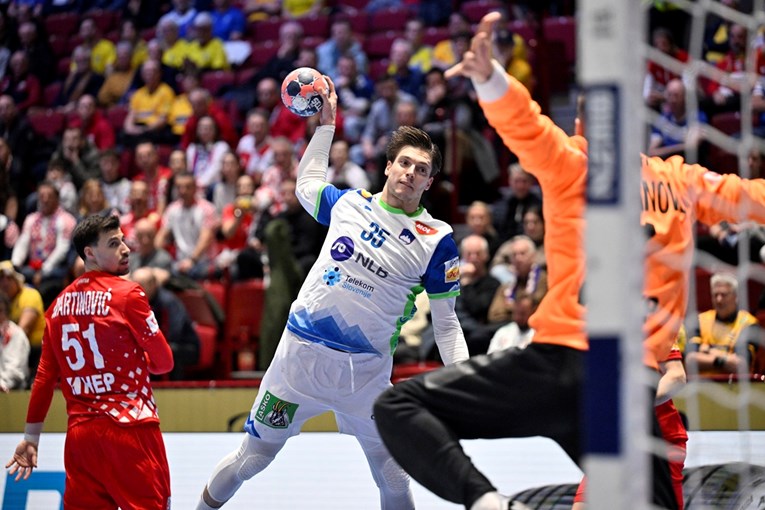 Slovenski rukometaš nakon poraza od Hrvatske: Nije lako kad te tuku, a tebe kazne