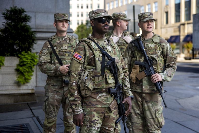 Objavljen plan Pentagona, šalju 1000 pripadnika Nacionalne garde u Louisianu