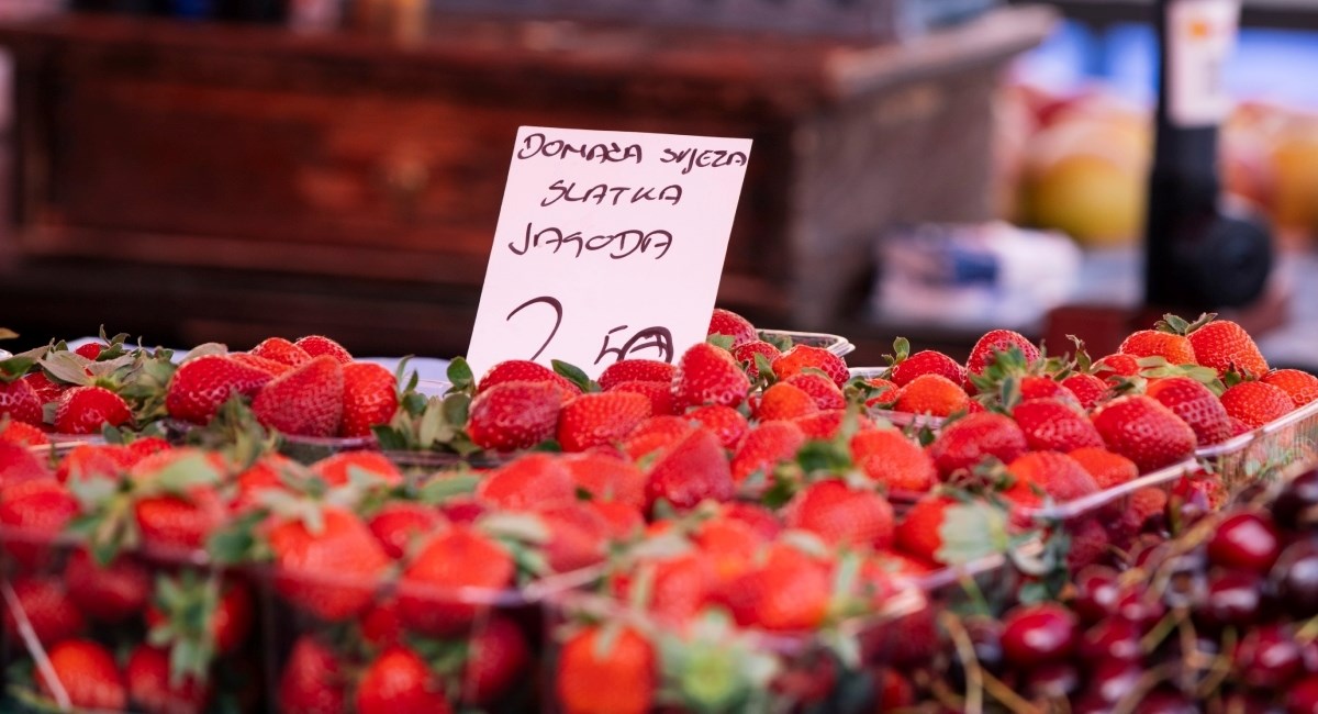 Sezona jagoda polako završava, evo kako ih iskoristiti sada kada su najslađe