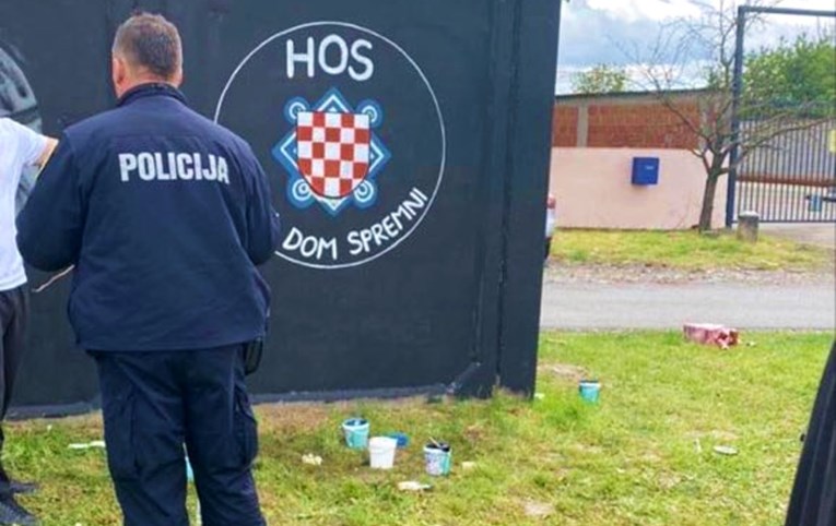 U Vukovaru nacrtan grb HOS-a sa ZDS. Predstavnik Srba: Na crtanju je bila i policija