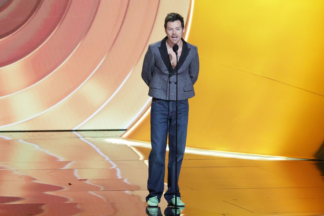 Svi u odijelima, on u trapericama: Harry Styles u ležernom outfitu došao na Grammyje