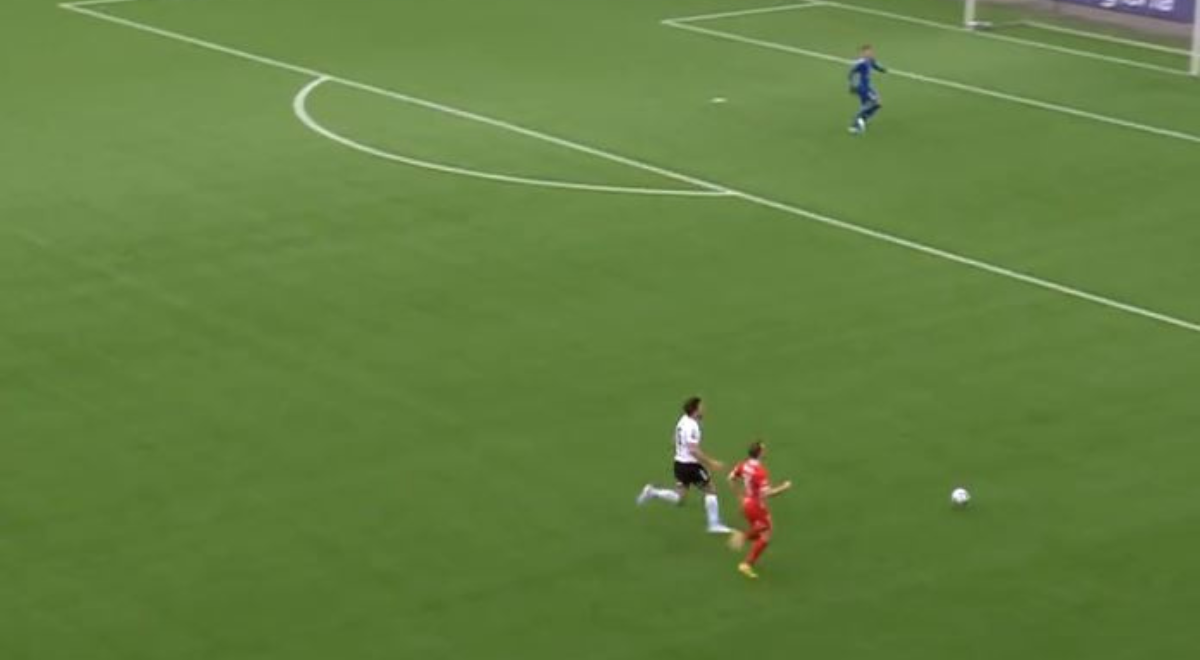 Norveški napadač oduševio fair-play potezom. Stao umjesto da proba zabiti gol