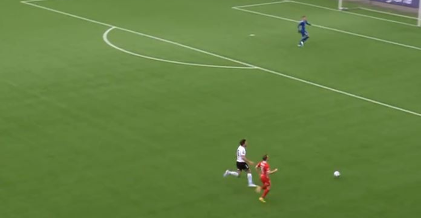 Norveški napadač oduševio fair-play potezom. Stao umjesto da proba zabiti gol