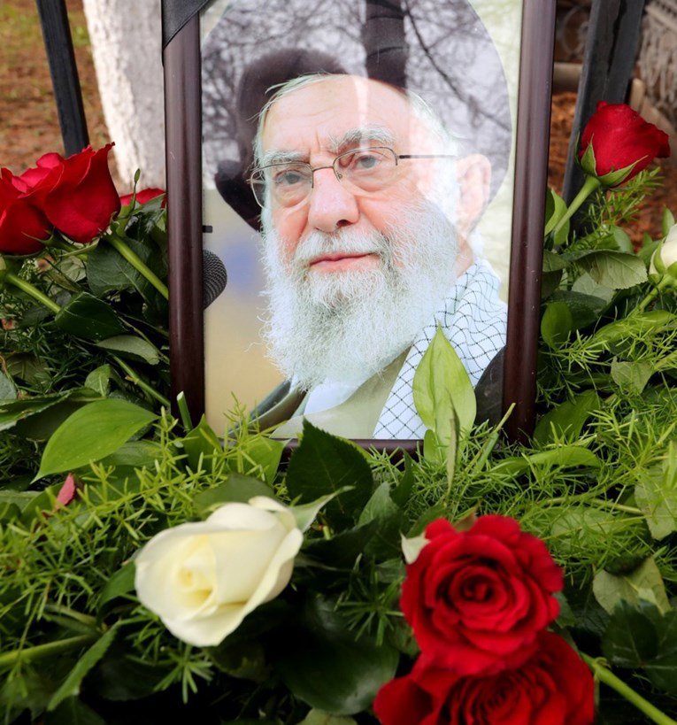 Otkriveno mjesto pokopa ubijenog ajatolaha Hameneija