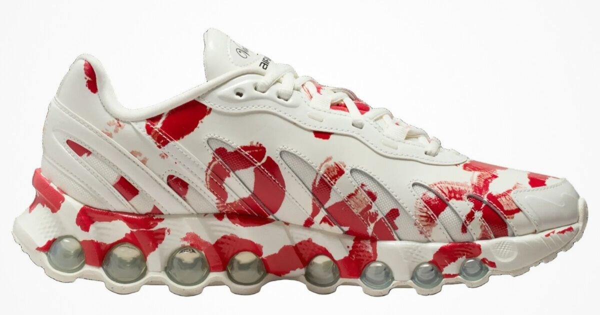 Nike predstavio tenisice prekrivene poljupcima