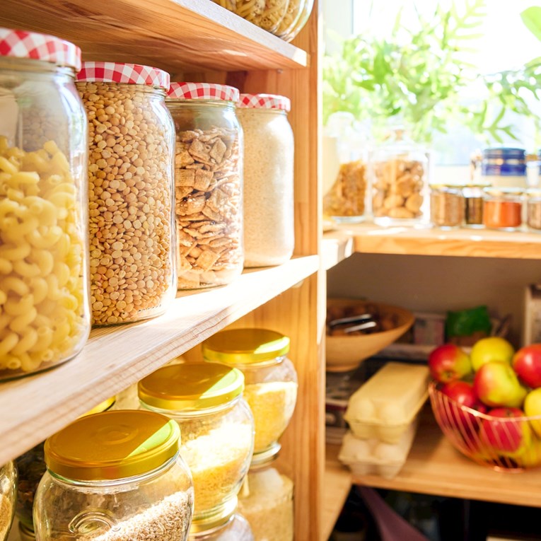 Jednu namirnicu iz smočnice možete koristiti desetljećima - znate li koju?