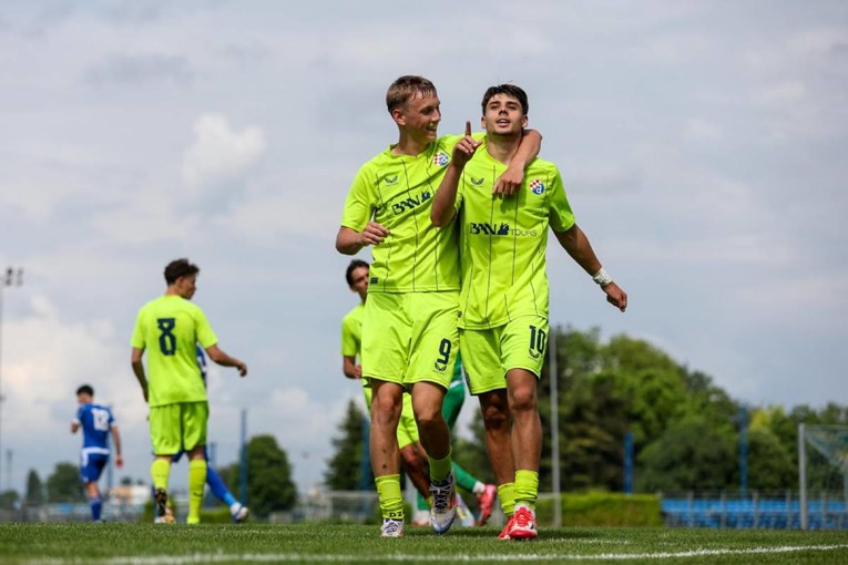 Juniori Dinama s 3:0 potopili Newcastle u Engleskoj. Pogledajte golove