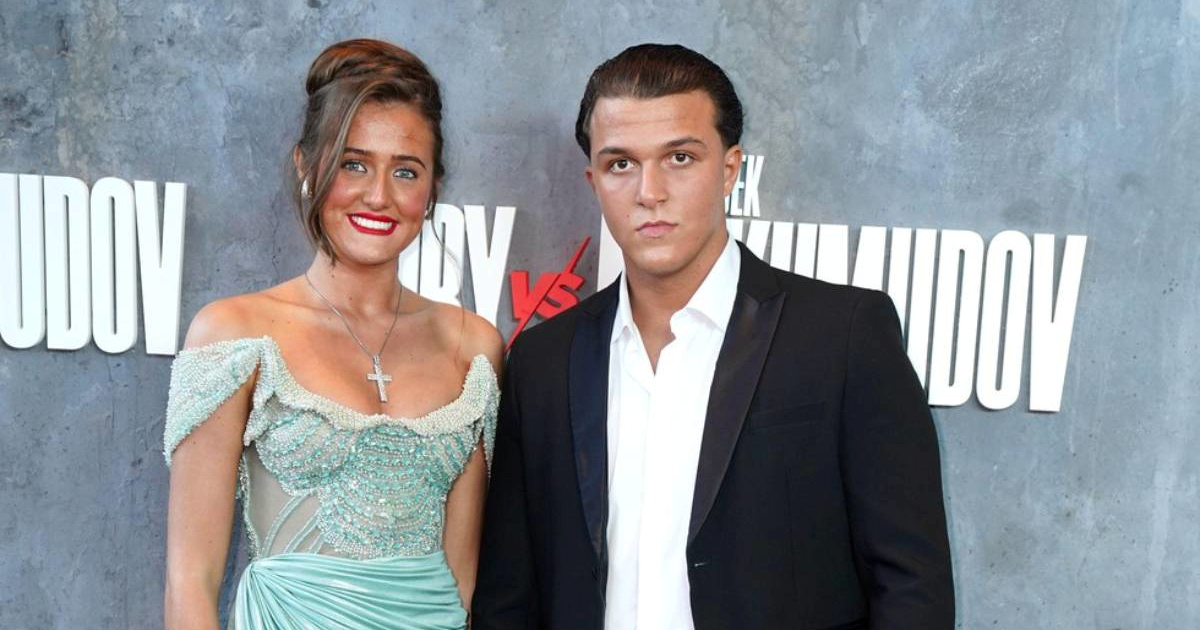 Kći (16) Tysona Furyja prvi se put pojavila u javnosti sa zaručnikom (17)