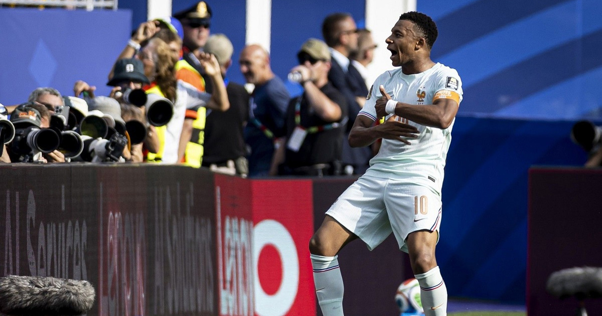 VIDEO Čudesni Mbappe na putu prema najboljem učinku u povijesti SP-a