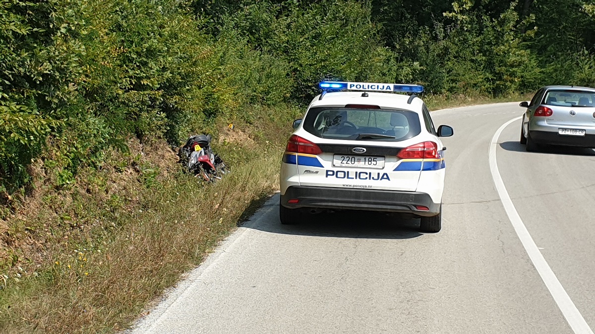 Mađari kod Požege sletjeli s motocikom, teško su ozlijeđeni