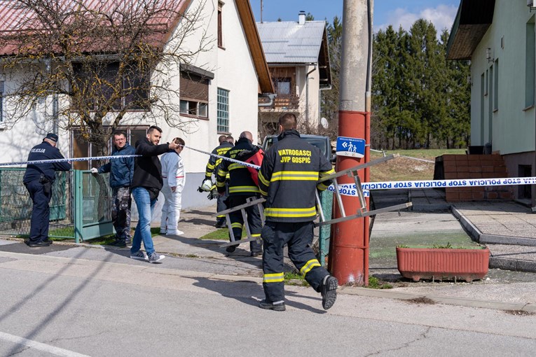 U Gospiću ubio mamu i baku, jedno tijelo bacio u septičku jamu