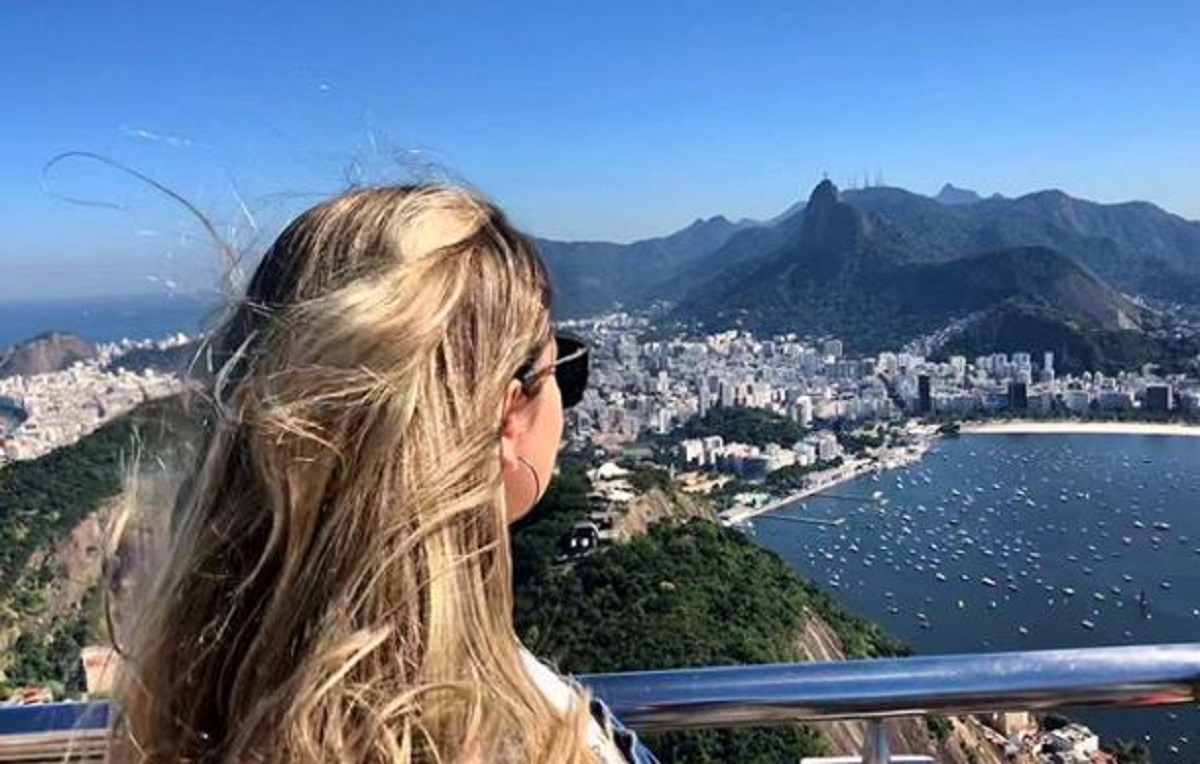Popularne turističke znamenitosti postalo je nemoguće vidjeti bez hrpe fotografa