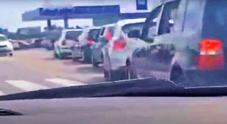 Benzinska u BiH ima puno niže cijene goriva od ostalih, stvorio se kilometarski red