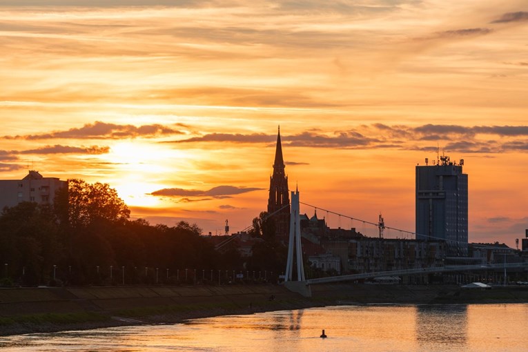 FOTO Zalazak sunca u Osijeku večeras je bio posebno lijep