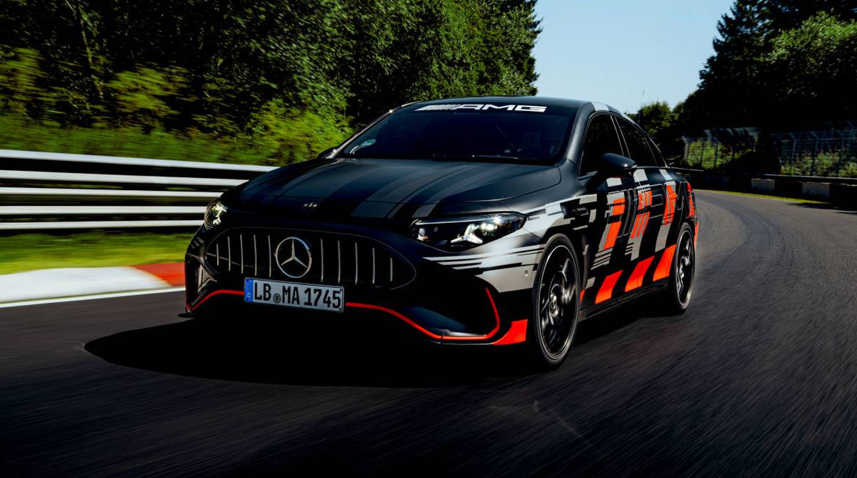 Novi električni Mercedes-AMG CLA 45 oduševio je prvog čovjeka marke