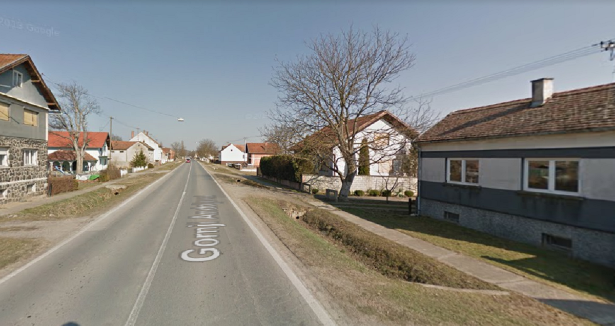 Kod Slavonskog Broda poginuo mladi motorist, zabio se u auto