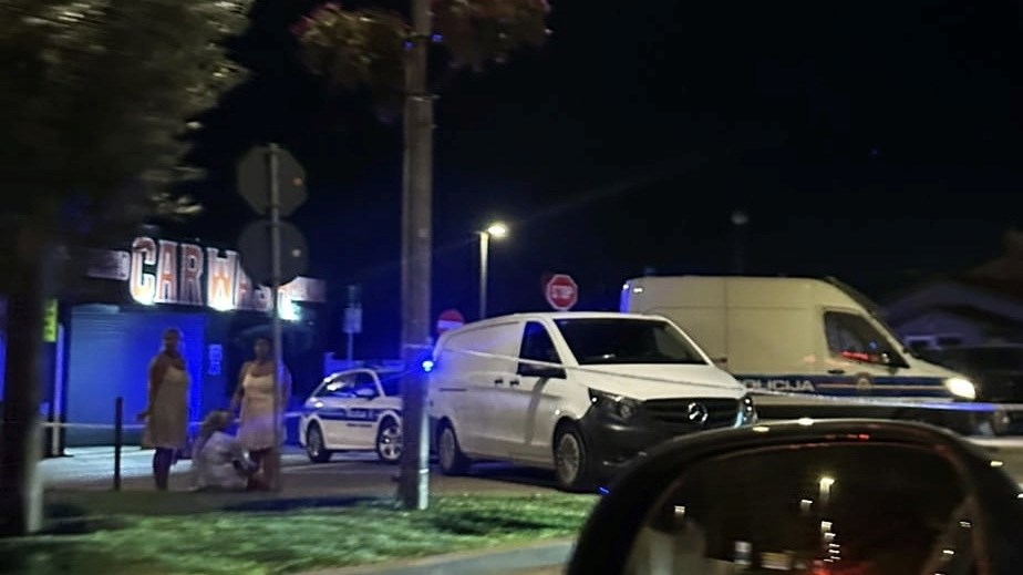 Masovna tučnjava u Medulinu, stigli policajci u pancirkama. "Potezani su noževi"