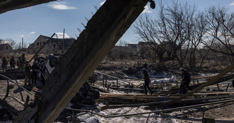 Pokopano 67 civila u masovnoj grobnici blizu Kijeva