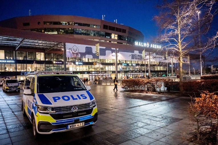 Hrvatski navijači i Delije u isto vrijeme u Malmöu. Policija sprema posebne mjere