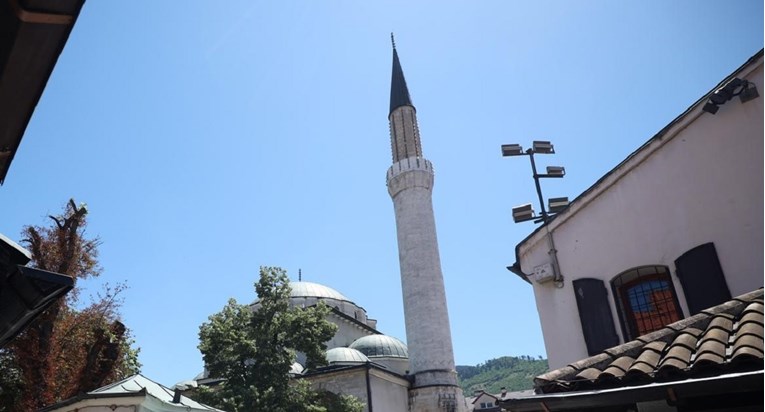 Terorist koji je planirao raznijeti džamiju u BiH na Fejsu tražio upute izrade bombe