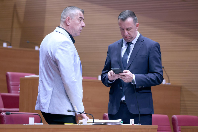 HDZ-ovac SDP-ovcima: Interesantno je kako ne spominjete Sinišu, samo Zorana